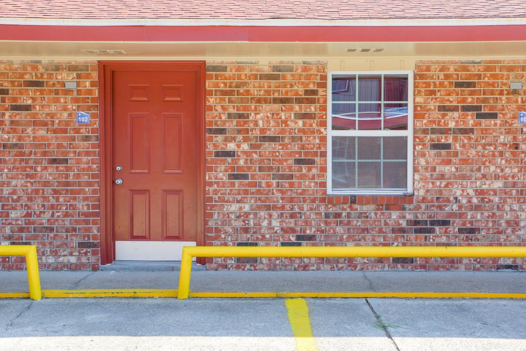 Economy Inn By Oyo Lockport Near Houma Exterior photo